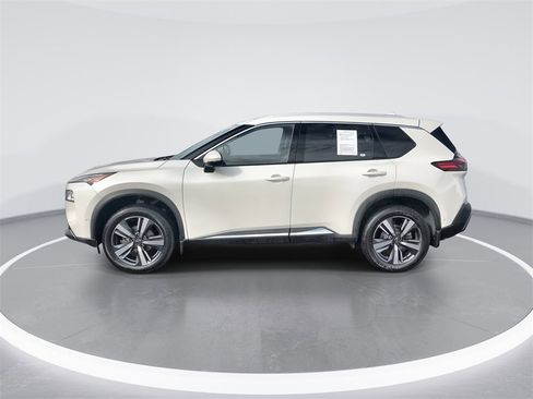 Certified 2023 Nissan Rogue SL w/ SL Premium Package image 5