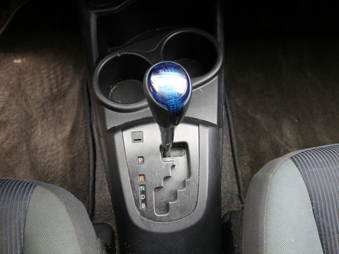 Used 2015 Toyota Prius C Three FWD image 25