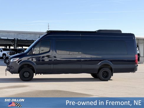 Used 2021 Mercedes-Benz Sprinter 3500 image 8