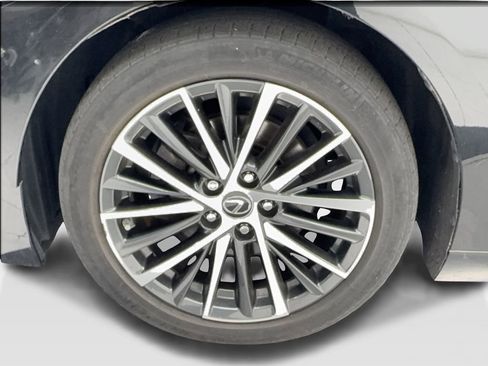 Used 2023 Lexus ES 350 w/ Premium Package FWD image 13