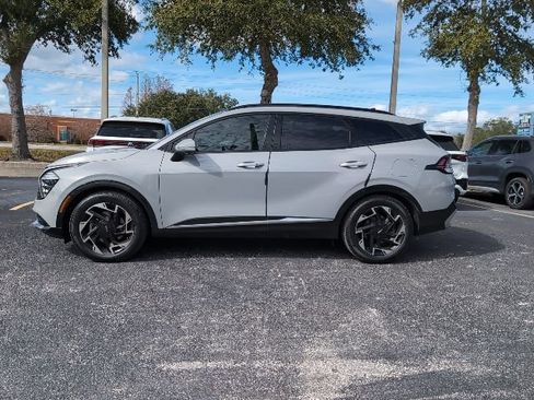 Used 2023 Kia Sportage SX image 3