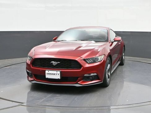Used 2016 Ford Mustang Coupe w/ Equipment Group 051A RWD image 20