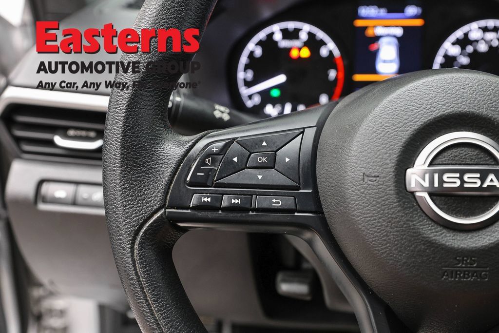 Used 2024 Nissan Altima 2.5 S FWD image 14