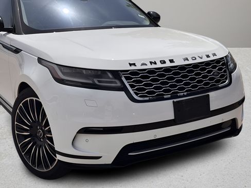 Used 2019 Land Rover Range Rover Velar S AWD/4WD image 28