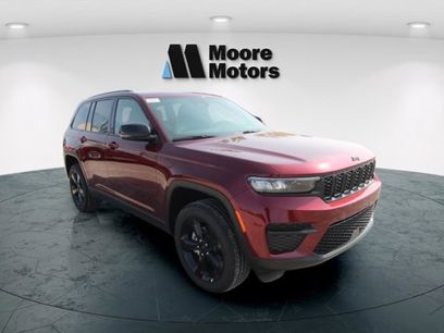 New 2025 Jeep Grand Cherokee Altitude