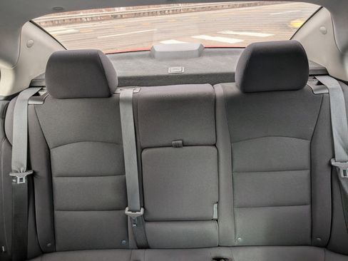 Used 2014 Chevrolet Cruze LT image 18