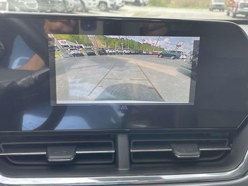 Used 2025 Chevrolet Trax ACTIV w/ Driver Confidence Package FWD image 17