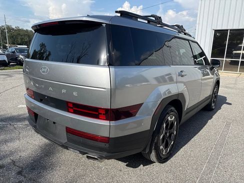 Used 2025 Hyundai Santa Fe SEL FWD image 7