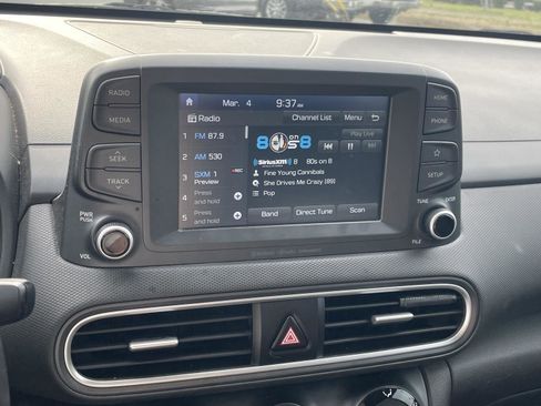 Used 2019 Hyundai Kona SEL image 8