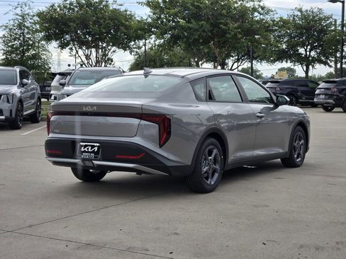 New 2026 Kia K4 FWD image 4