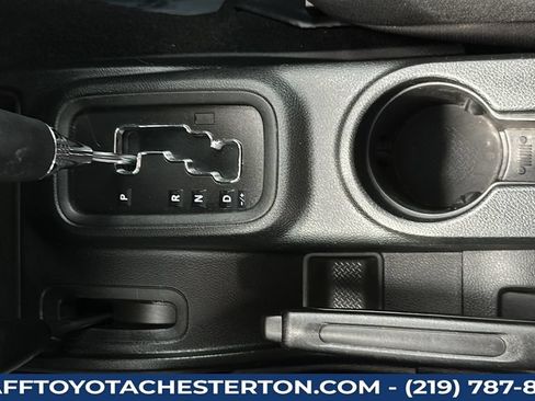 Used 2018 Jeep Wrangler Unlimited Sport S AWD/4WD image 20