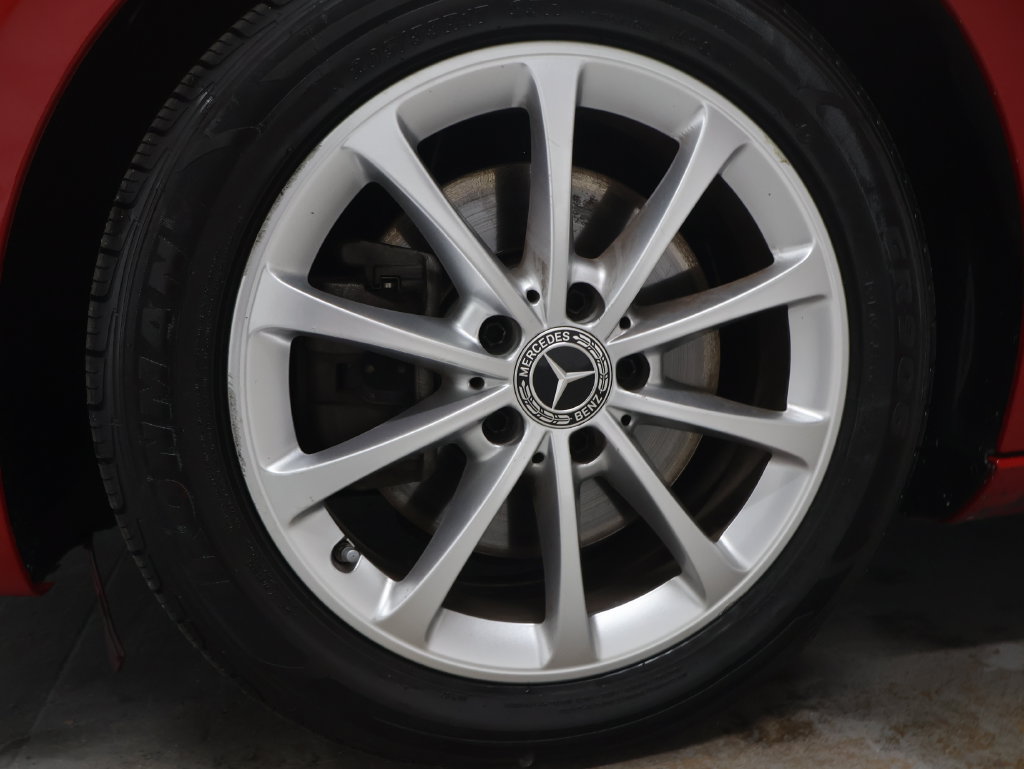 Used 2019 Mercedes-Benz A 220 image 32