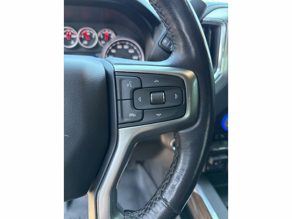 Used 2020 Chevrolet Silverado 1500 RST AWD/4WD image 19