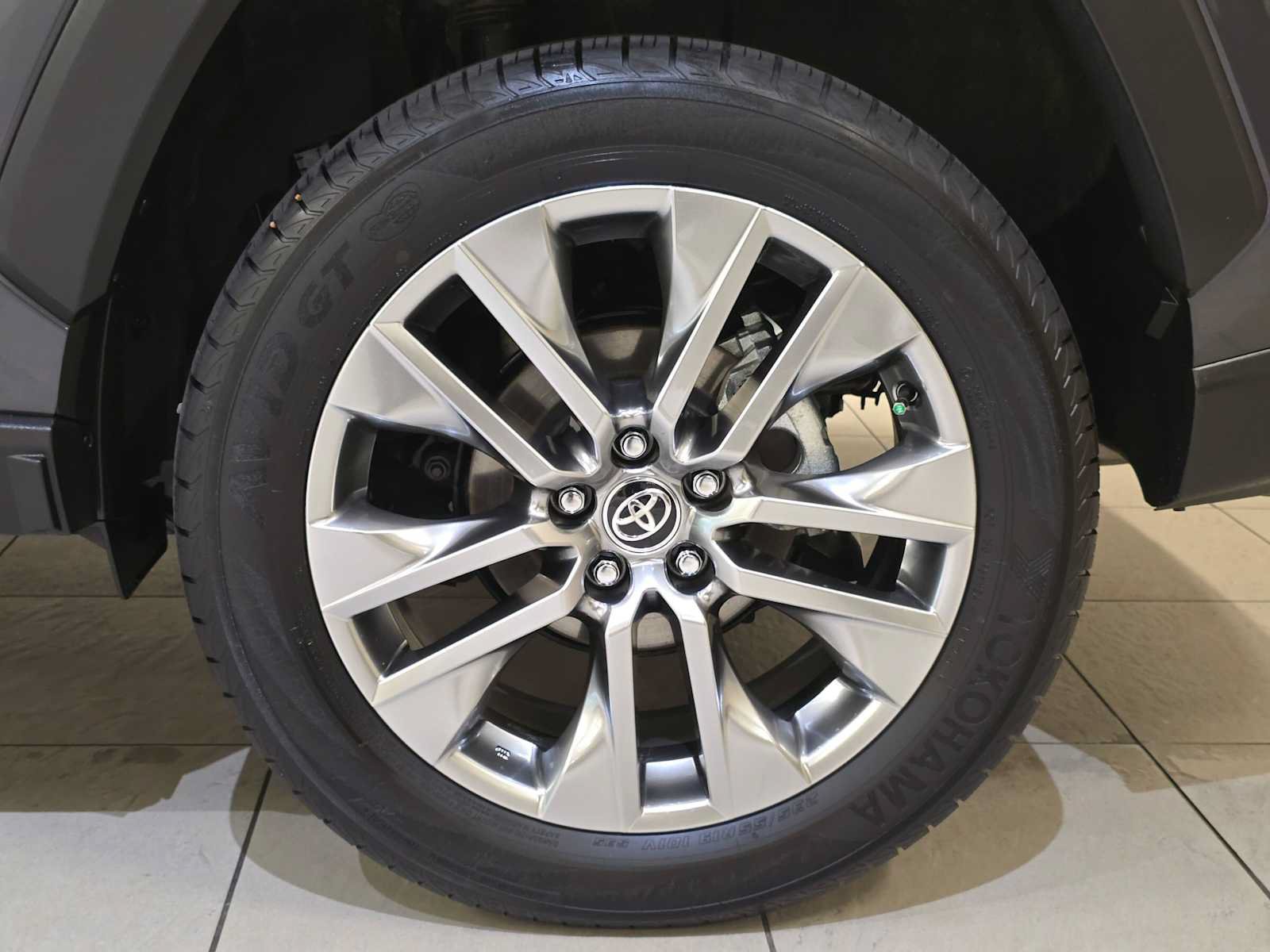 Certified 2025 Toyota RAV4 Limited w/ Advanced Technology Package AWD/4WD image 8