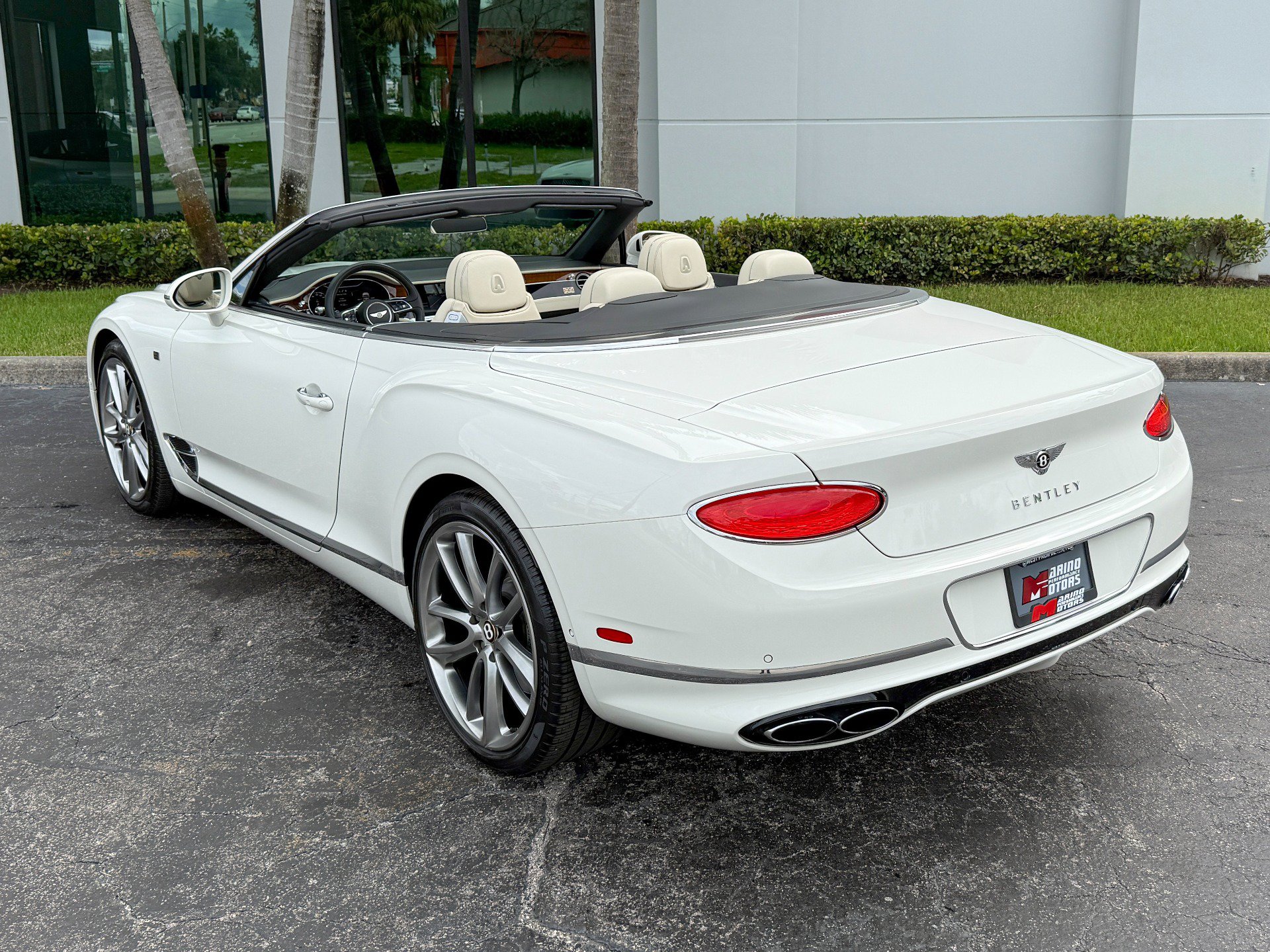 Used 2020 Bentley Continental GT AWD/4WD image 25