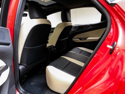 Used 2024 Lexus NX 250 FWD image 40