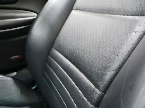 Used 2001 Porsche 911 Carrera 4 image 22