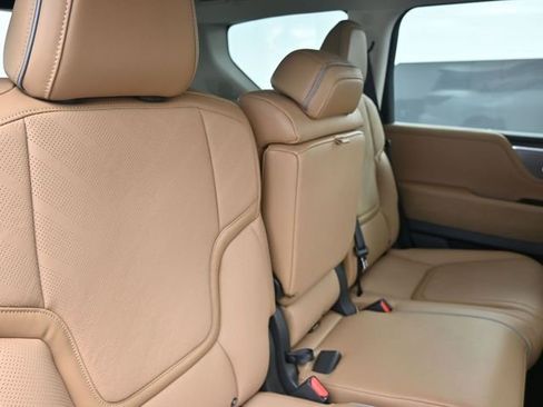 New 2026 INFINITI QX80 Luxe w/ Cargo Package image 37