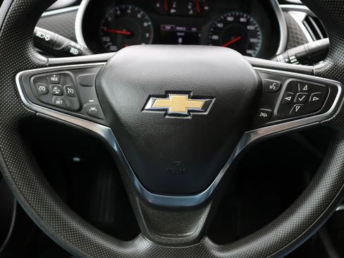 Used 2025 Chevrolet Malibu LT image 18