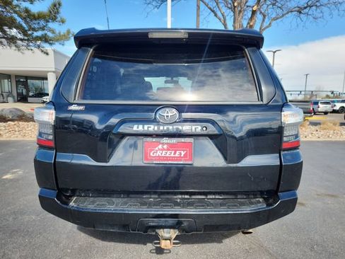 Used 2015 Toyota 4Runner SR5 image 11