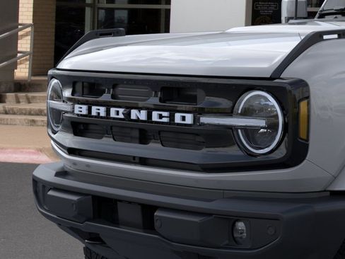 New 2026 Ford Bronco Outer Banks AWD/4WD image 21