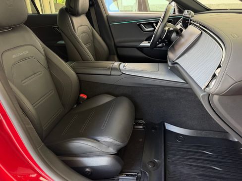 Certified 2025 Mercedes-Benz E 53 AMG e 4MATIC Sedan image 20