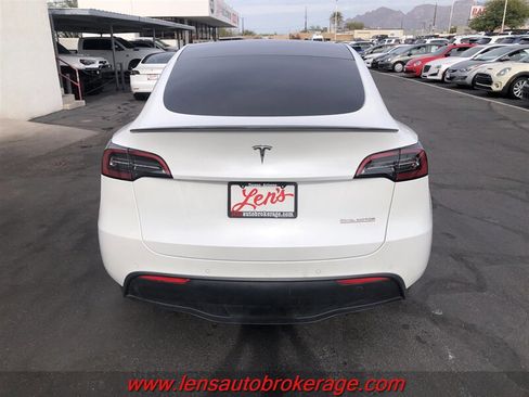 Used 2021 Tesla Model Y Performance AWD/4WD image 7