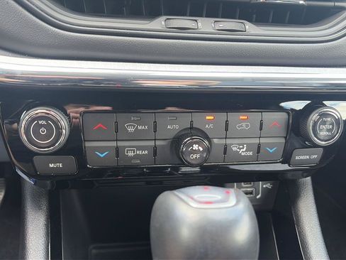Used 2022 Jeep Compass Limited AWD/4WD image 15
