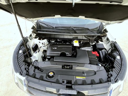 Used 2024 Nissan Pathfinder SL image 26