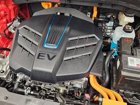 Used 2022 Kia Niro EX image 27