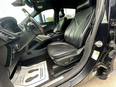 Used 2016 Lincoln MKX Reserve w/ Technology Package AWD/4WD image 10