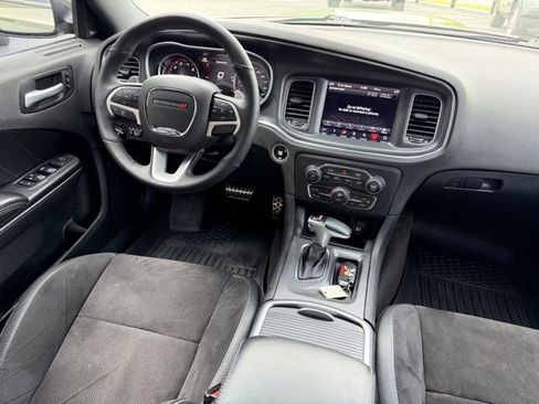 Used 2018 Dodge Charger R/T Scat Pack image 8