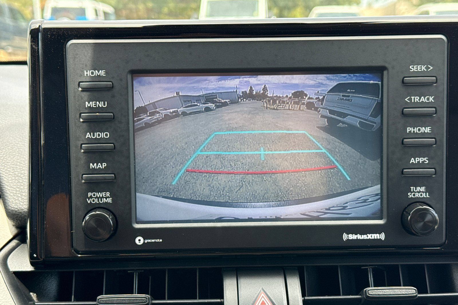 Used 2020 Toyota RAV4 XLE w/ Convenience Package AWD/4WD image 19