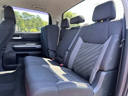 Used 2019 Toyota Tundra SR5 w/ SR5 Upgrade Package AWD/4WD image 13