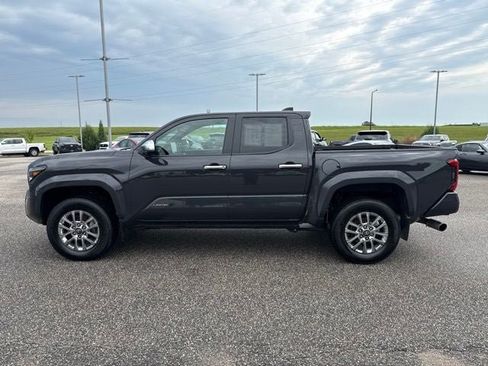 Certified 2024 Toyota Tacoma Limited w/ Limited Package (LT) AWD/4WD image 9