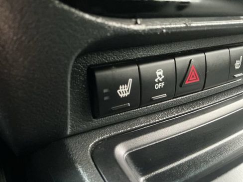 Used 2015 Jeep Patriot High Altitude AWD/4WD image 22