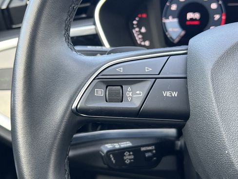 Used 2024 Audi Q3 2.0T Premium image 16