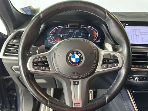 Used 2022 BMW X6 xDrive40i w/ M Sport Package AWD/4WD image 11