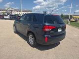 Used 2014 Kia Sorento LX image 3