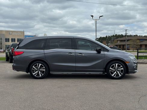 Used 2018 Honda Odyssey Elite image 9