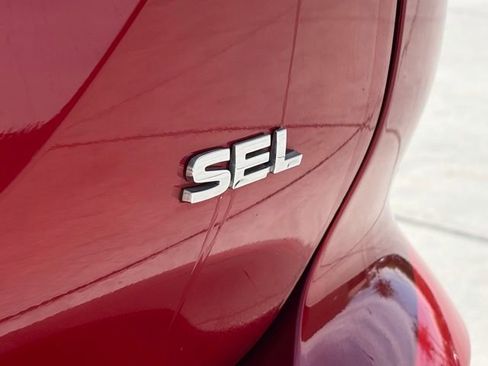 Used 2025 Mitsubishi Outlander SEL image 10