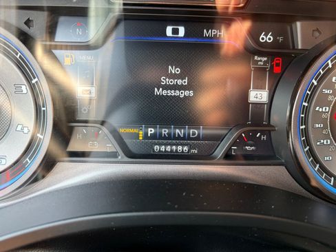 Used 2022 RAM 1500 Limited AWD/4WD image 13