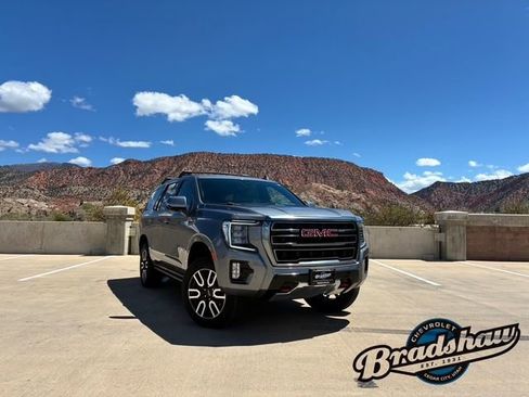 Used 2022 GMC Yukon AT4 w/ AT4 Premium Plus Package AWD/4WD image 2