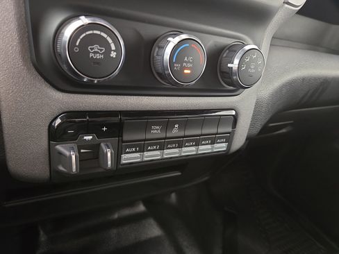 Used 2024 RAM 2500 Tradesman w/ Snow Chief Group AWD/4WD image 26