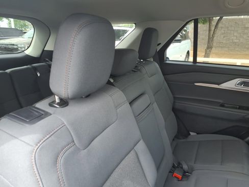 Certified 2025 Ford Explorer Active RWD image 15