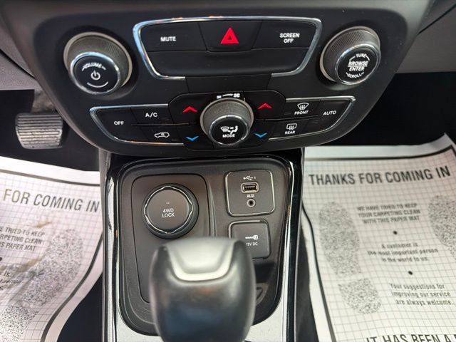 Used 2019 Jeep Compass Limited AWD/4WD image 18
