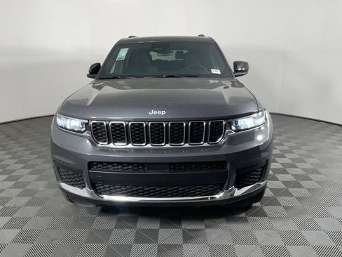 New 2025 Jeep Grand Cherokee L Laredo image 9