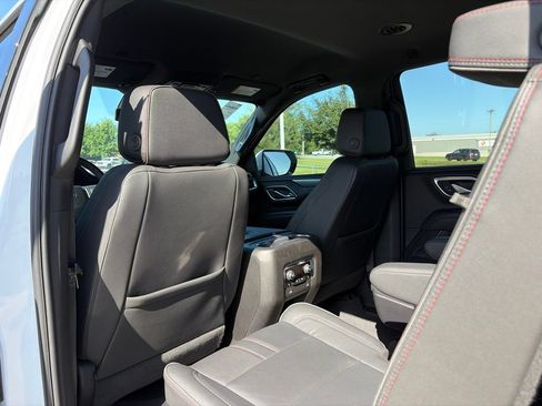 Used 2024 Chevrolet Suburban RST w/ Luxury Package AWD/4WD image 45