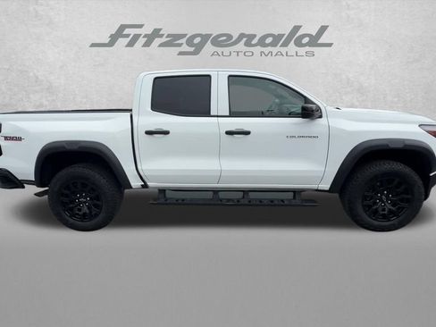 Used 2024 Chevrolet Colorado Trail Boss w/ Advanced Trailering Package AWD/4WD image 32