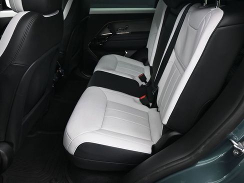 Used 2024 Land Rover Range Rover Sport Dynamic SE AWD/4WD image 6